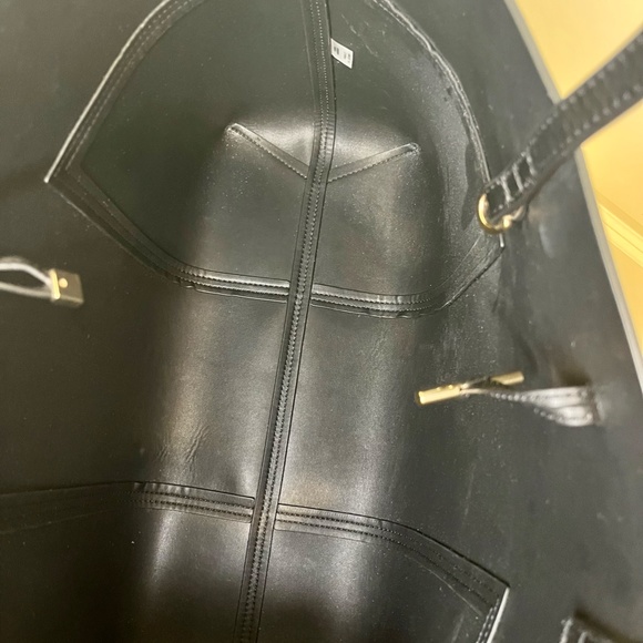 PRICE DROP! NWOT! Tory Burch Block-T Tote - Black - Picture 8 of 16